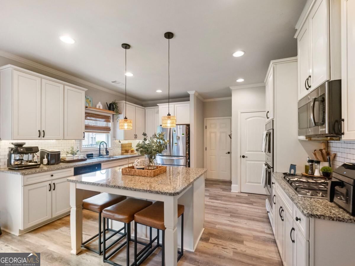 6835 Henwick Circle Property Photo 18