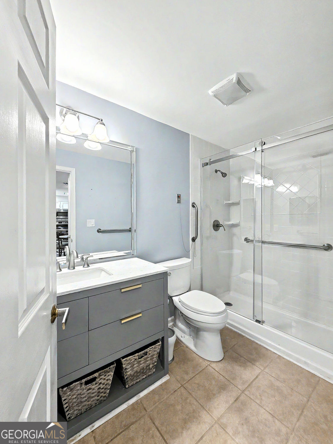 1800 Clairmont Lake # 301 Property Photo 14