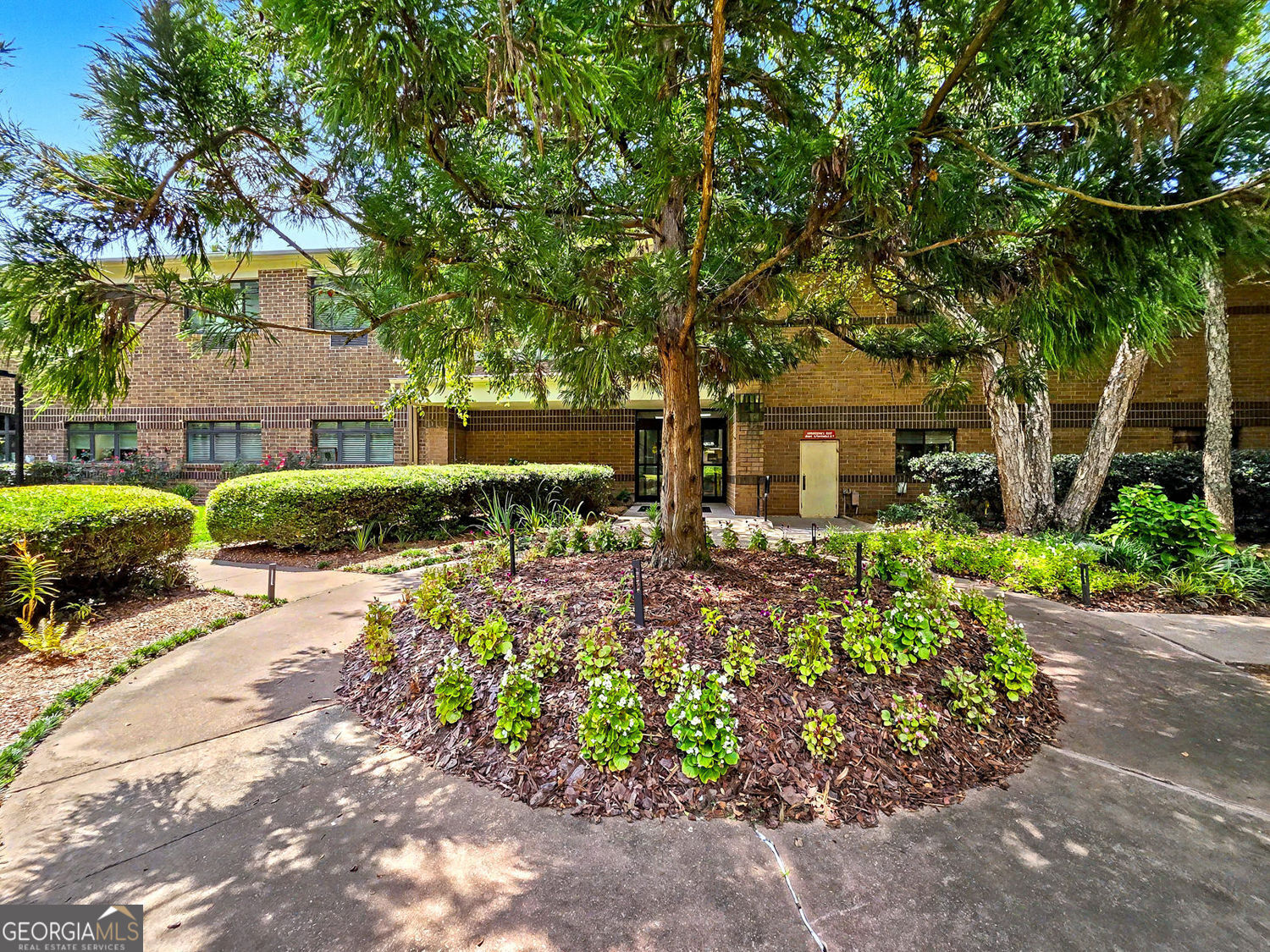 1800 Clairmont Lake # 301 Property Photo 25