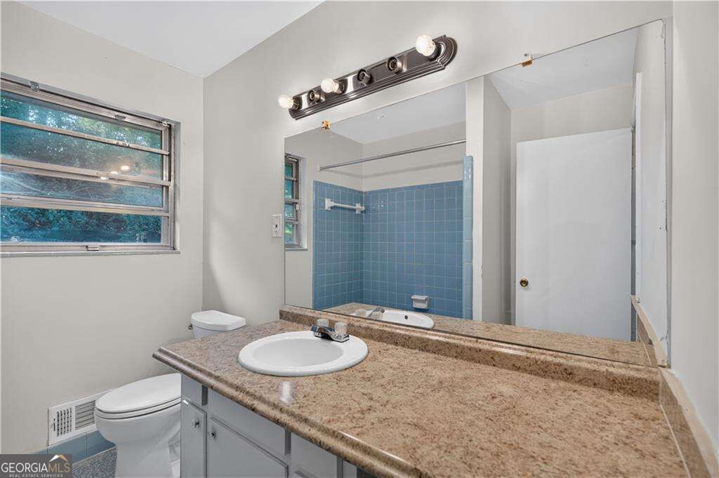4231 Renda Place Property Photo 16
