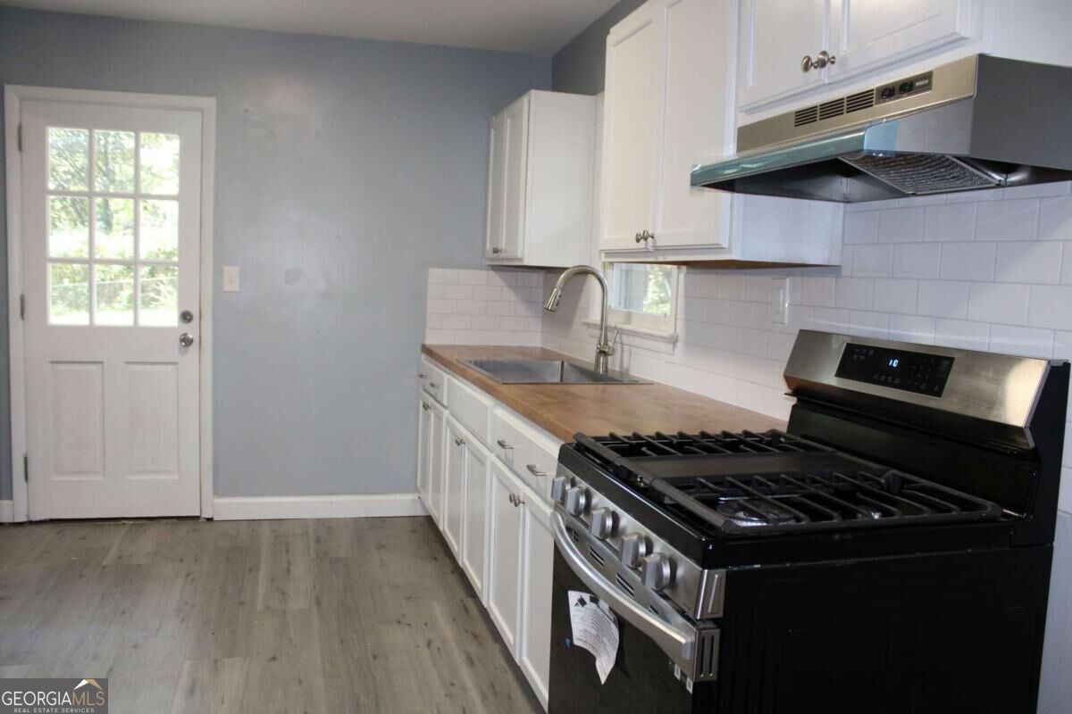 5565 Cypress Drive Property Photo 9