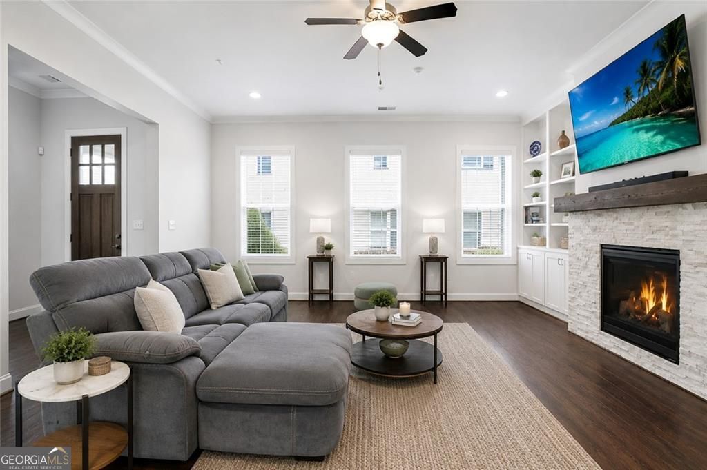 200 Magnolia Blossom Court Property Photo 9