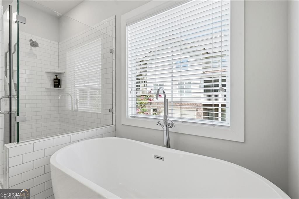 200 Magnolia Blossom Court Property Photo 14