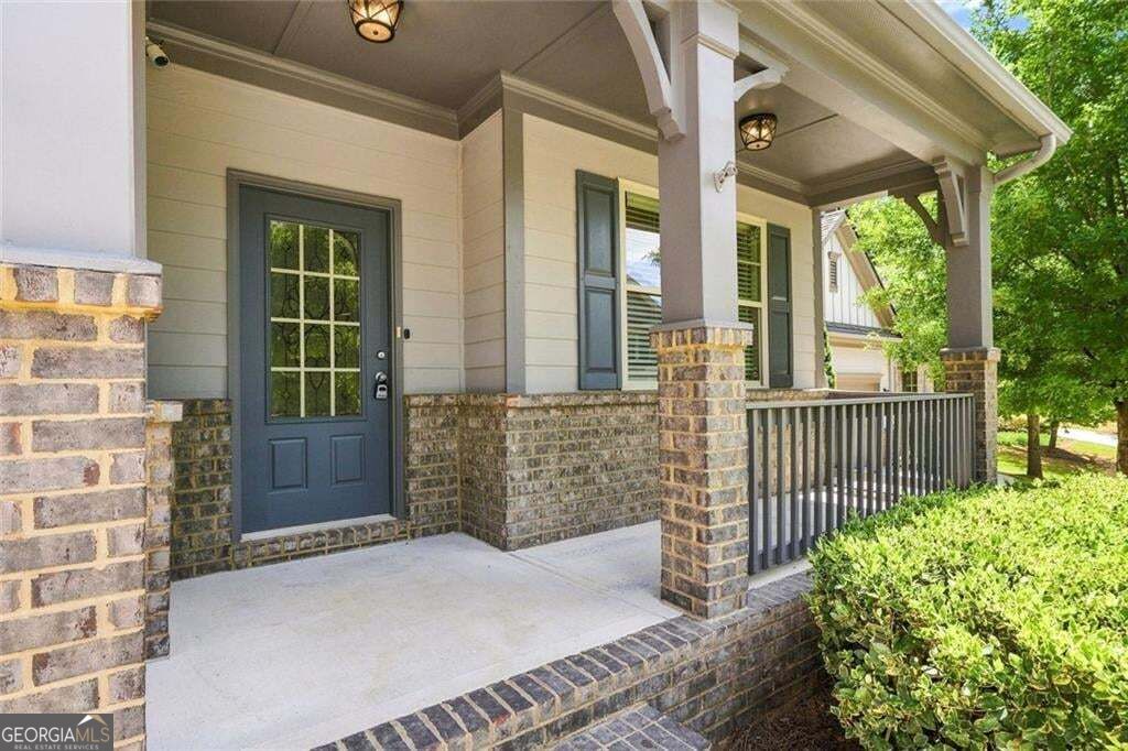 1125 Pebble Creek Lane Property Photo 3