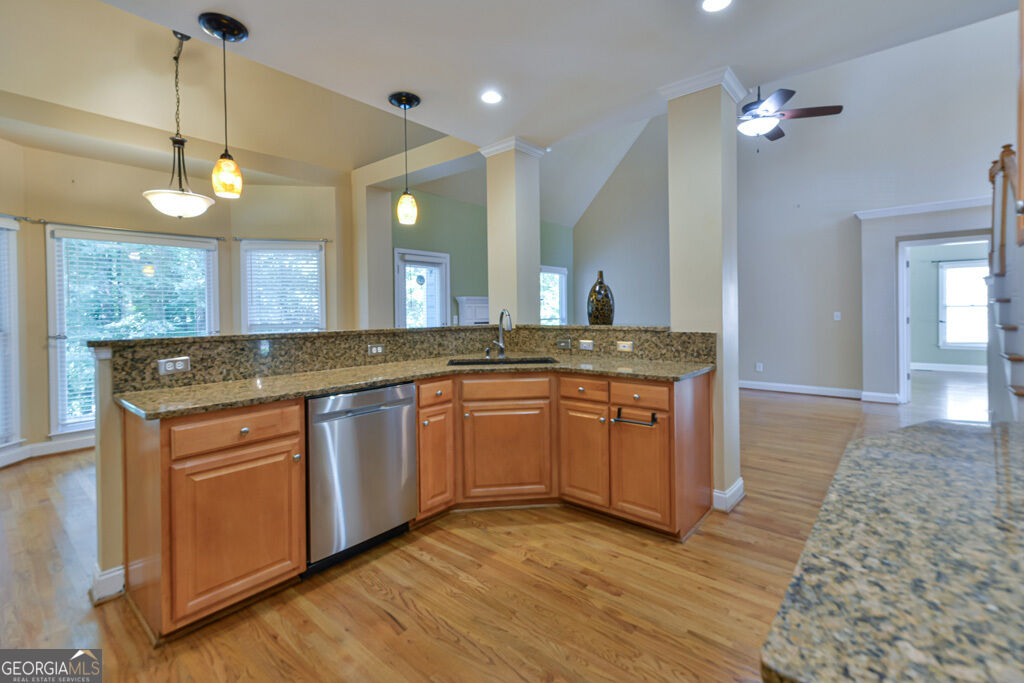 3243 Summer Stream Lane Nw Property Photo 12
