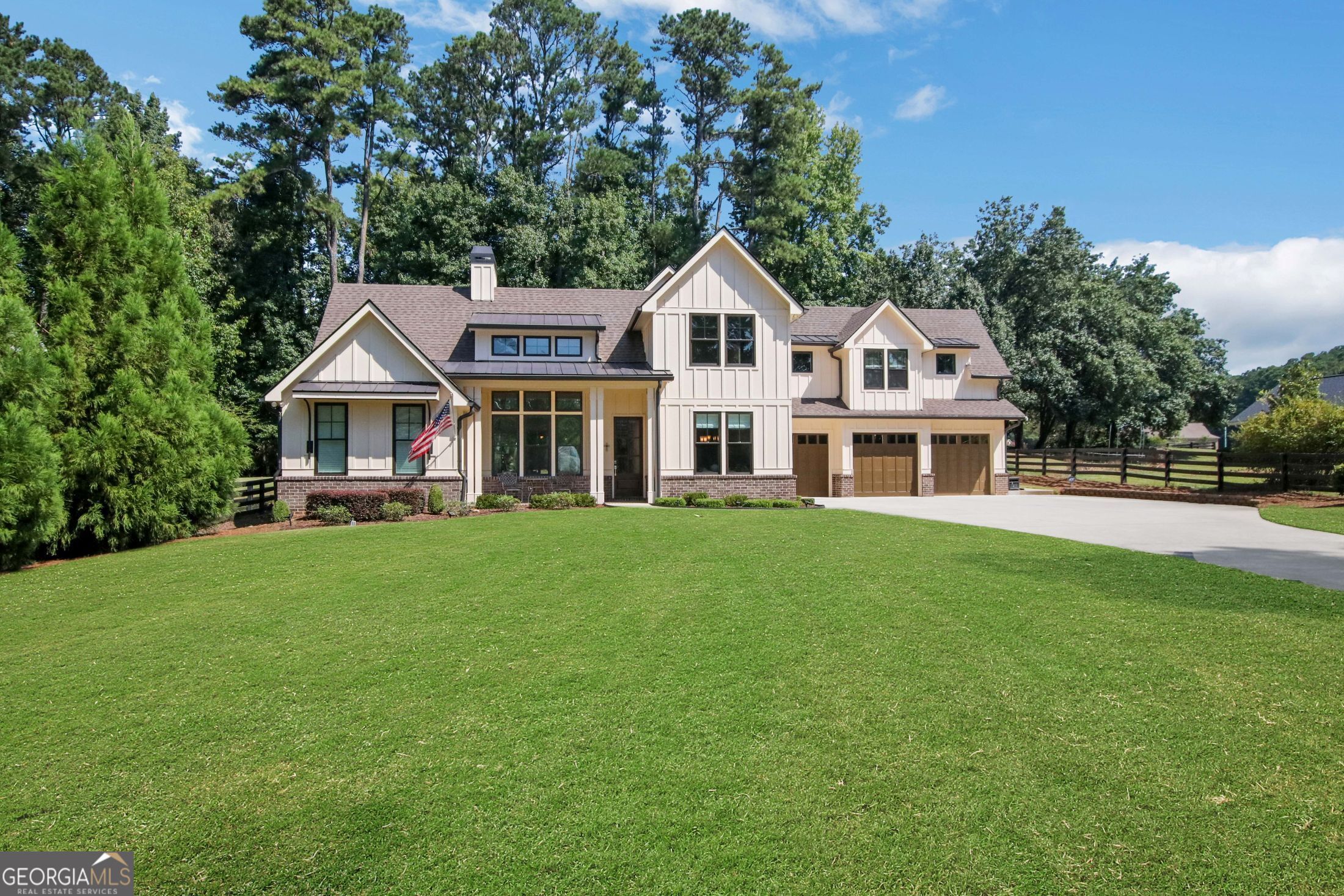 5850 Rogers Road Property Photo 1