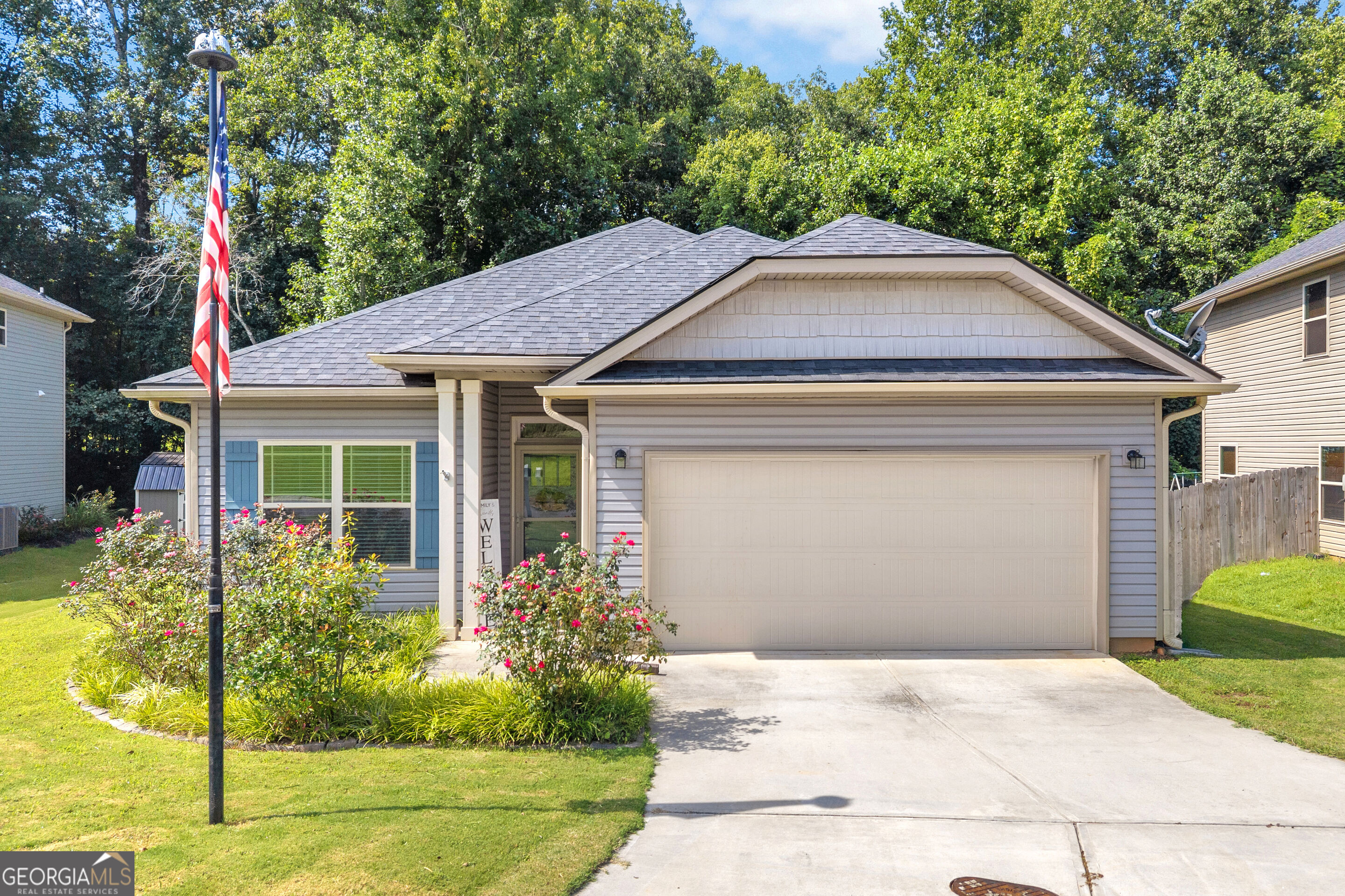 456 Highland Pointe Drive Property Photo 1