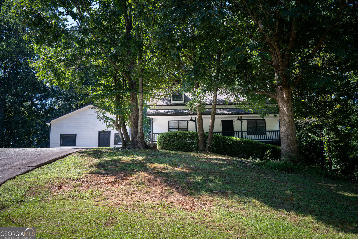 615 Brooks Street Property Photo 1