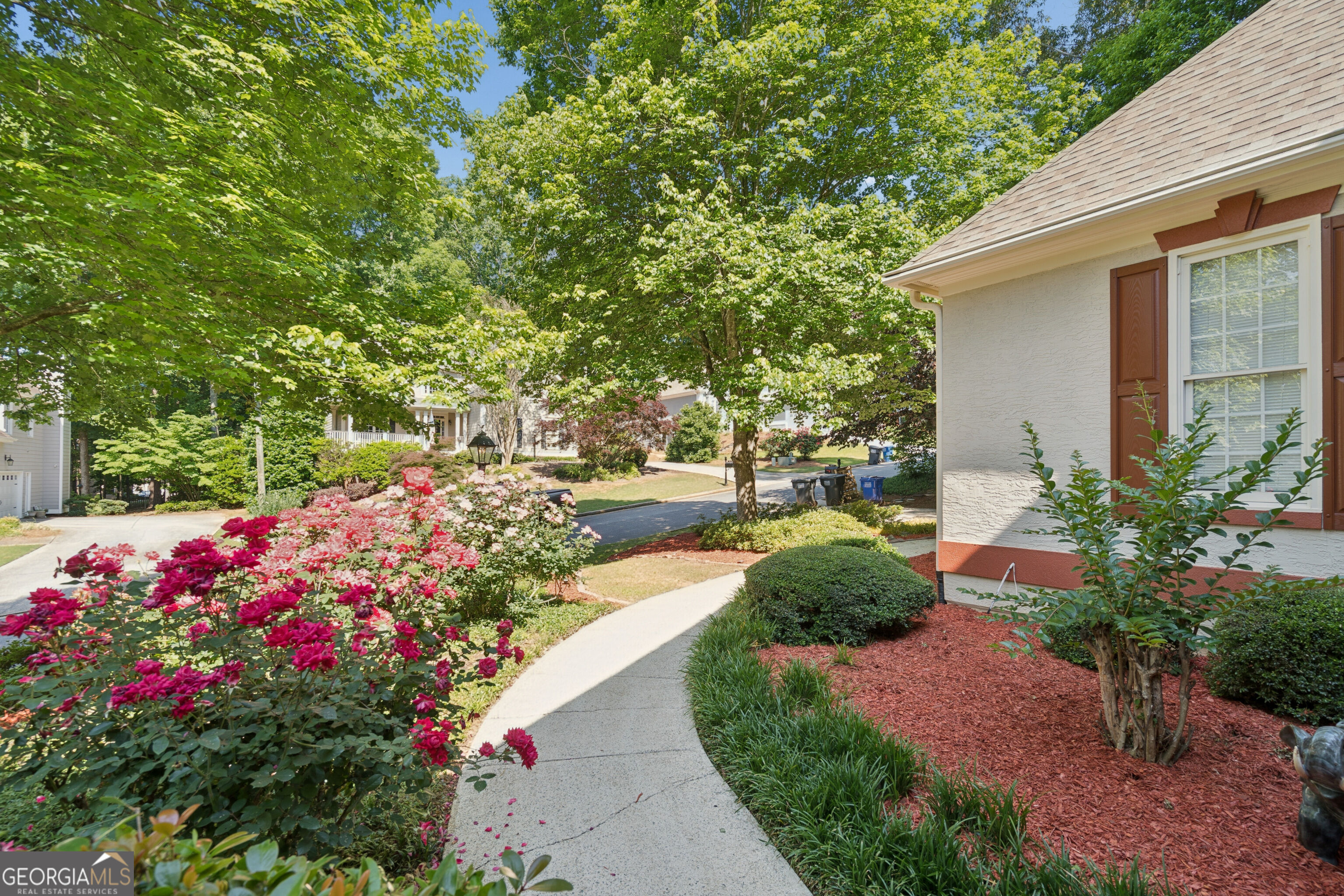 1611 Flowering Dogwood Drive Property Photo 4
