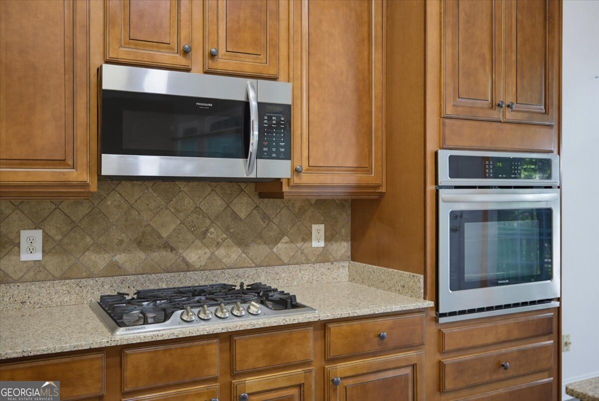 1611 Flowering Dogwood Drive Property Photo 22