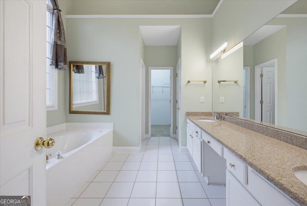 1611 Flowering Dogwood Drive Property Photo 27