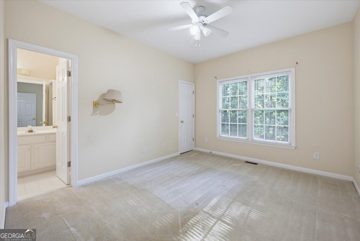 1611 Flowering Dogwood Drive Property Photo 32