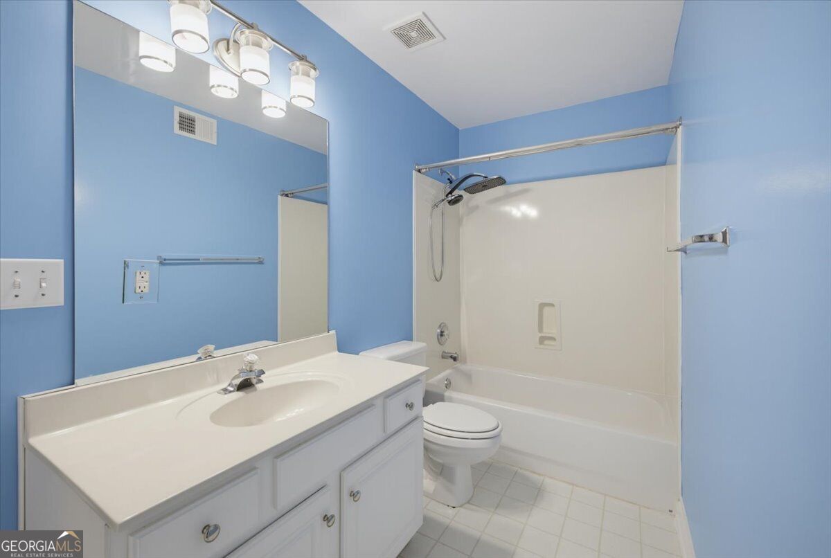 1611 Flowering Dogwood Drive Property Photo 39