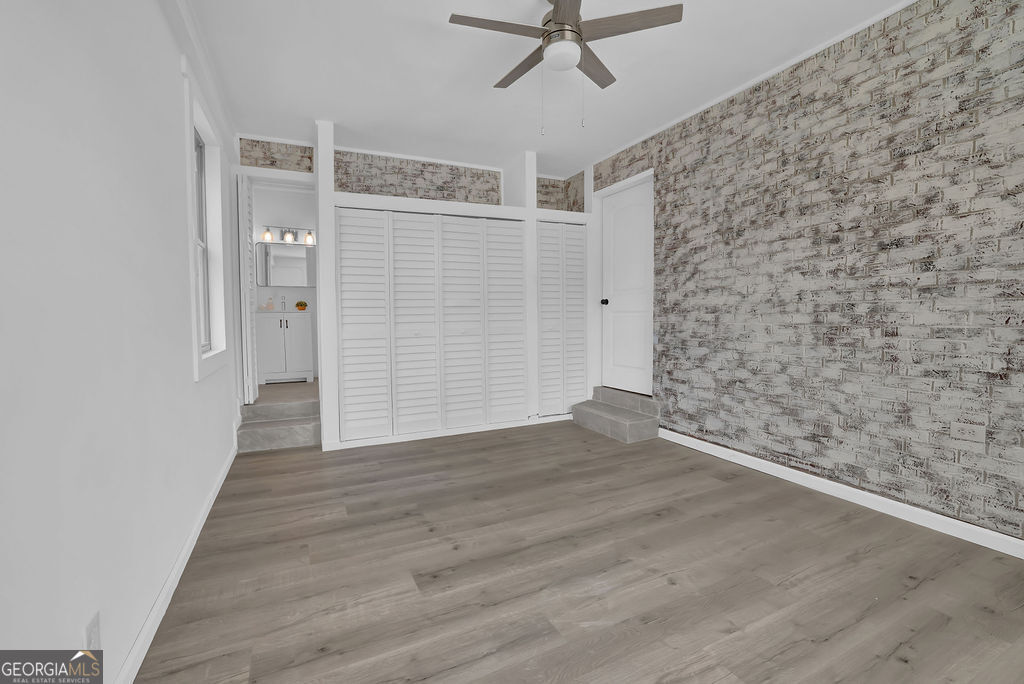 2030 Euclid Street Property Photo 28