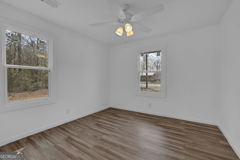 2030 Euclid Street Property Photo 31
