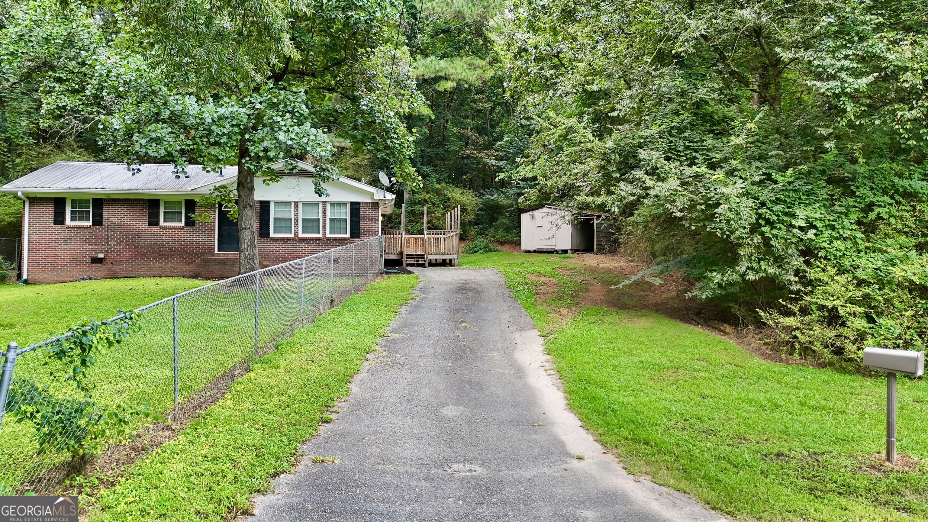 227 Cantrell Drive Sw Property Photo 6
