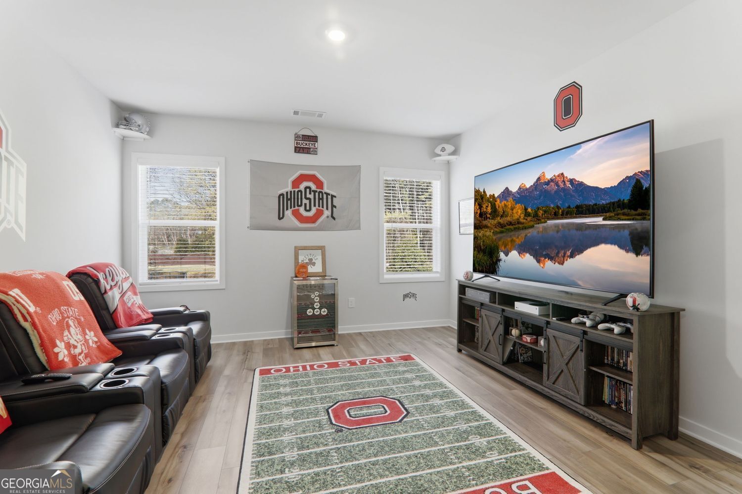 22 Winding Rose Drive Property Photo 36