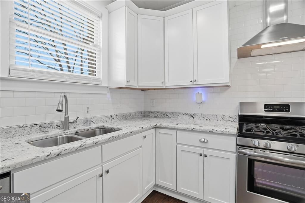 210 S Howard Street Se Property Photo 17