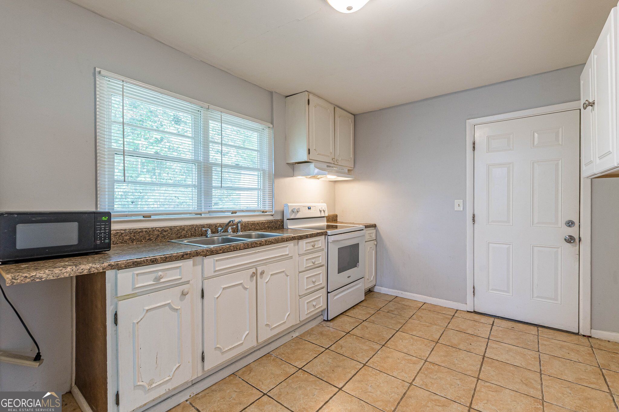 350 Brooks Avenue Sw Property Photo 9