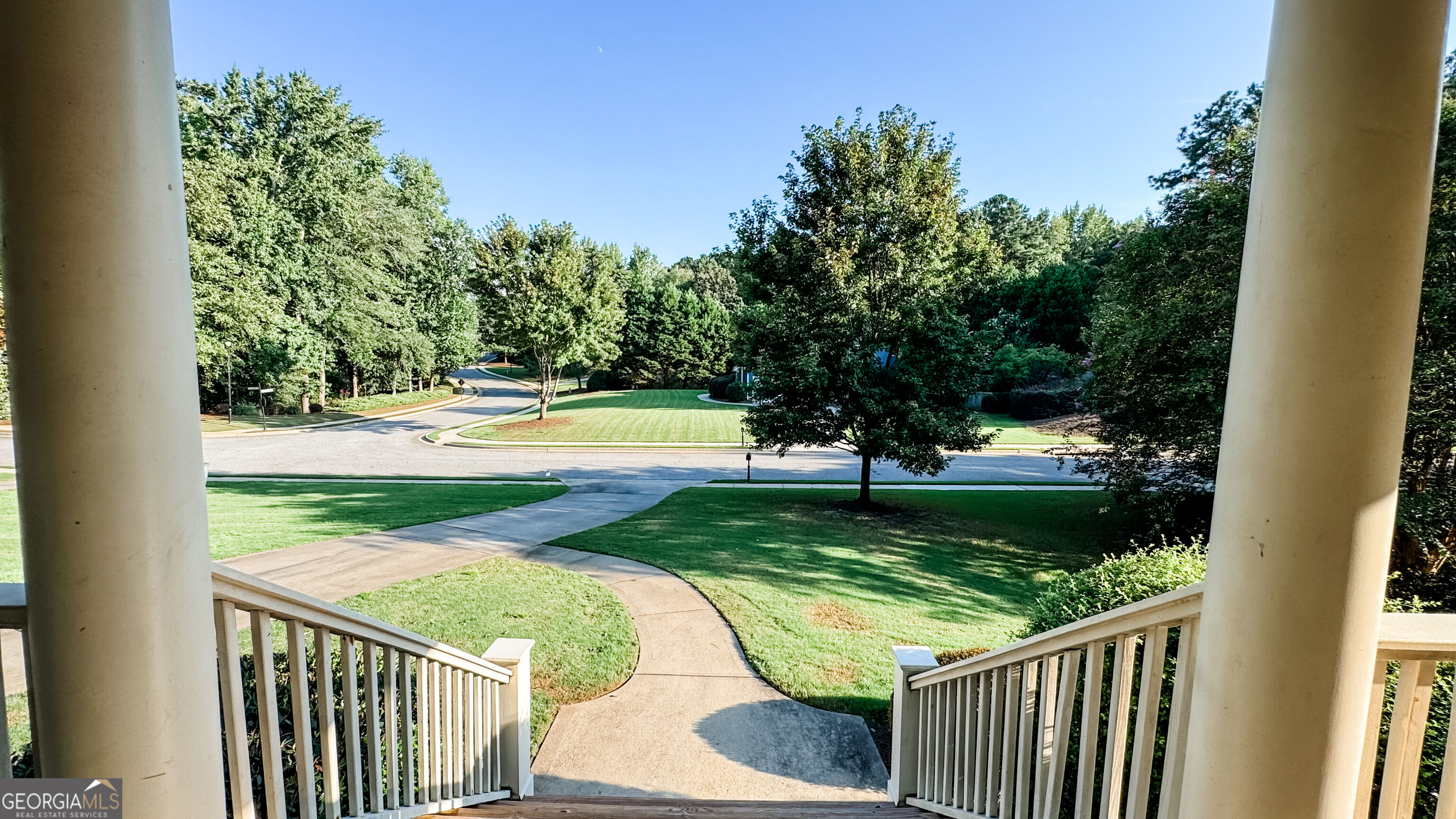 117 Tullamore Trail Property Photo 7