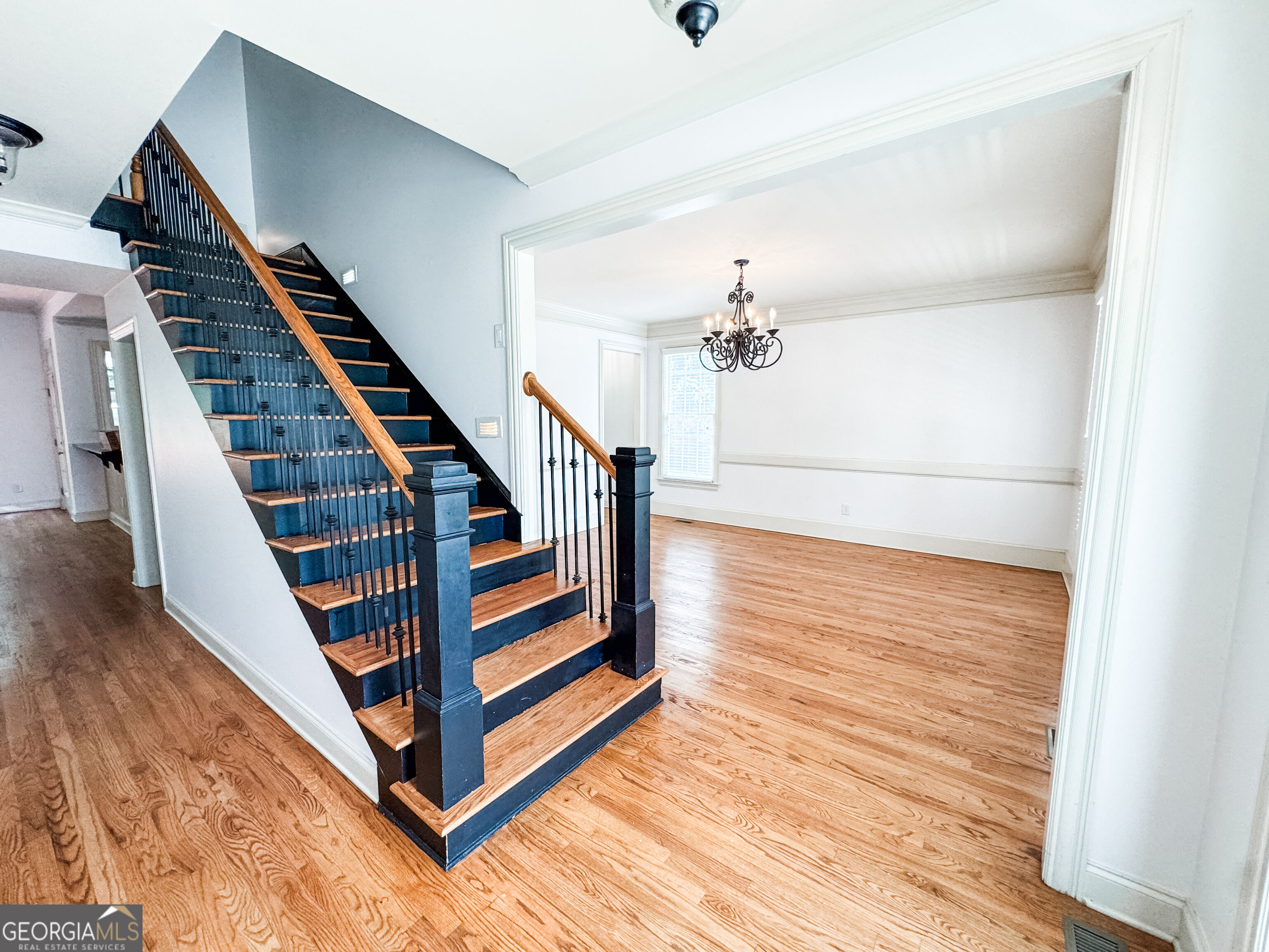 117 Tullamore Trail Property Photo 8