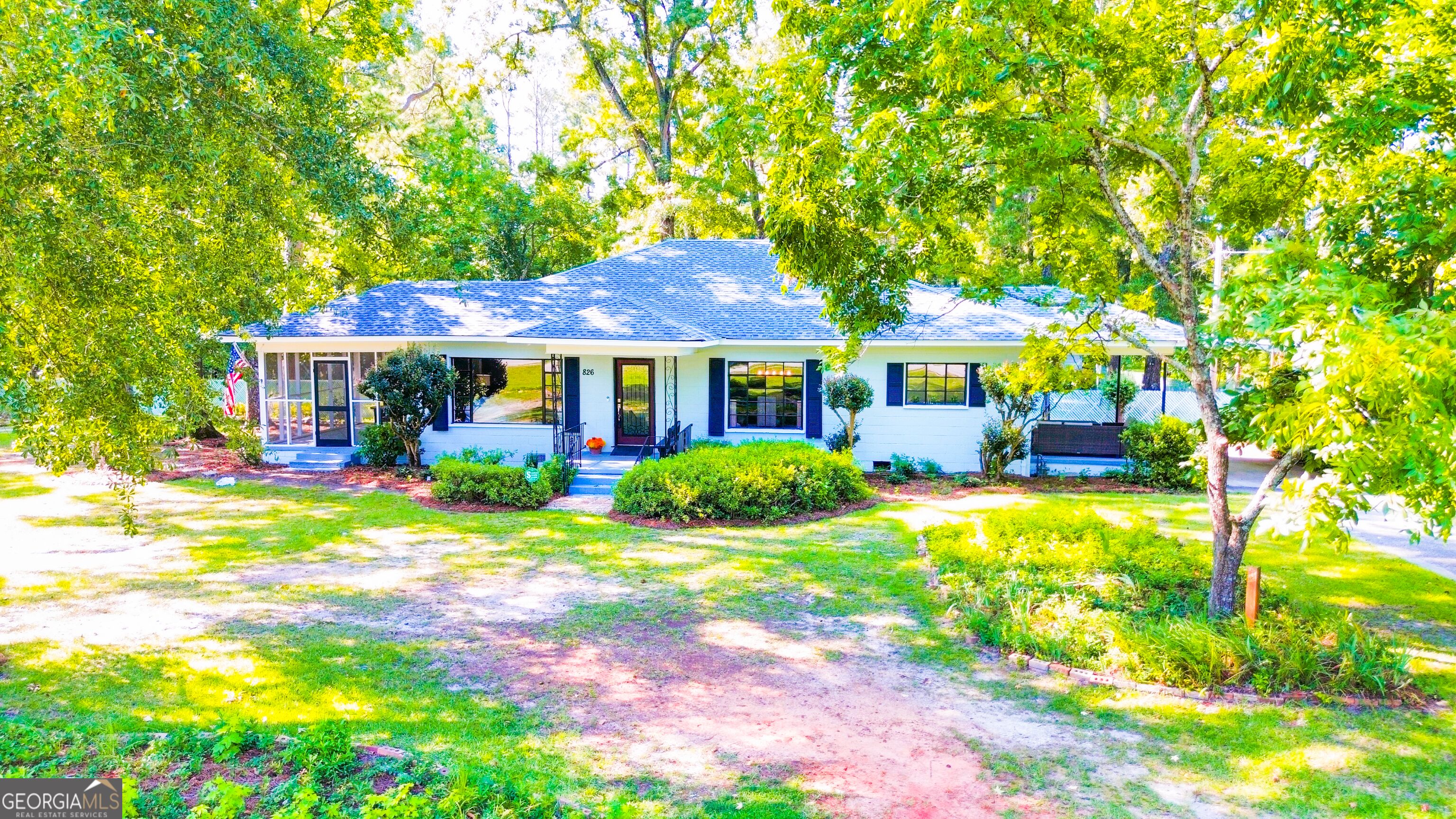 826 E Mccarty Street Property Photo 1