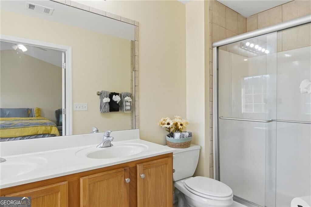 251 Derby Court Property Photo 17