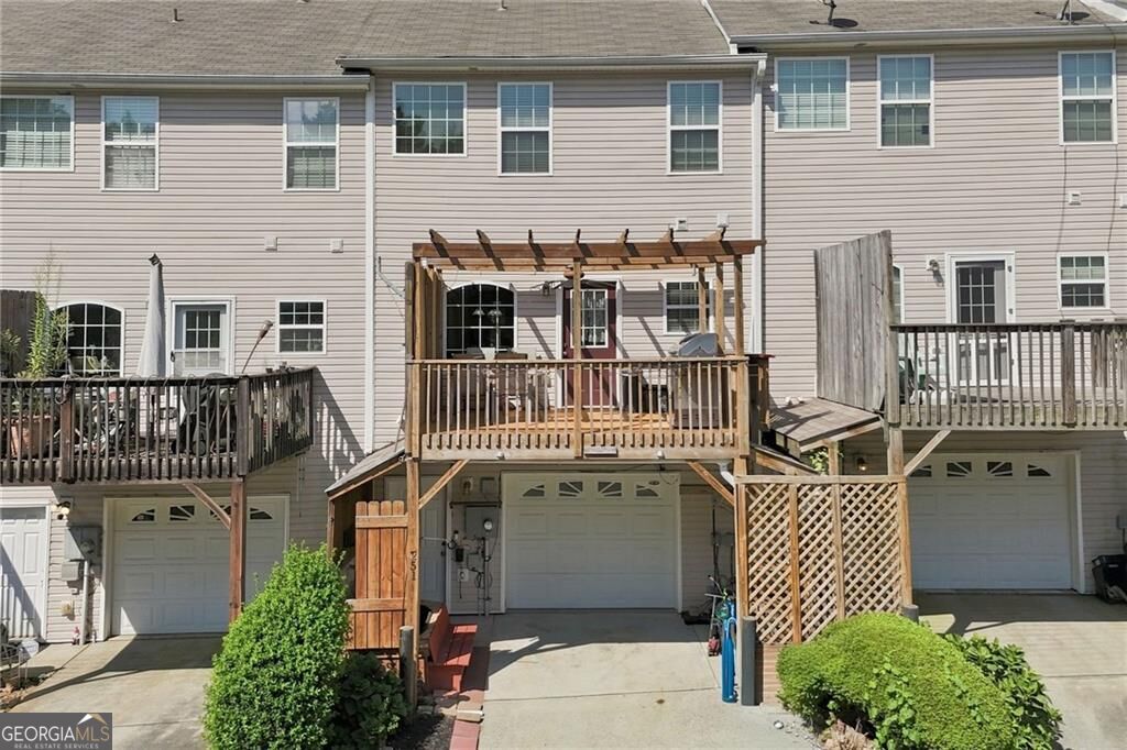 251 Derby Court Property Photo 28