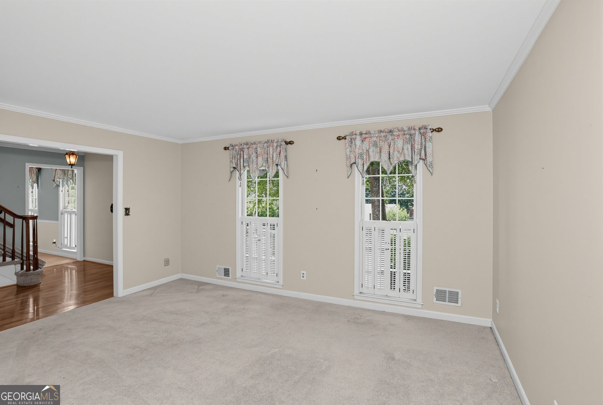 110 Jade Cove Circle Property Photo 5