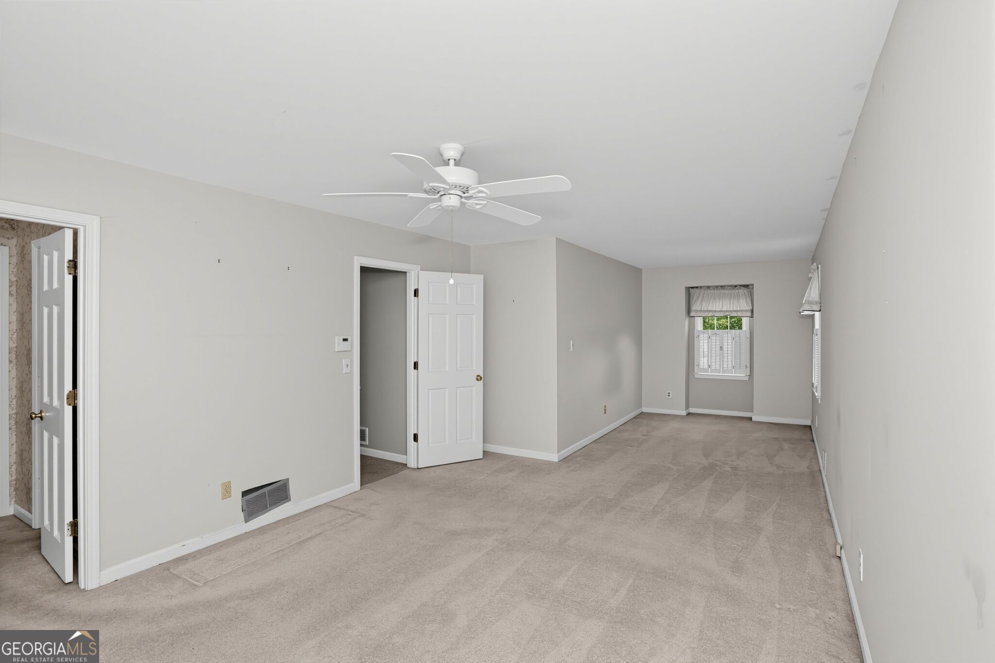 110 Jade Cove Circle Property Photo 12
