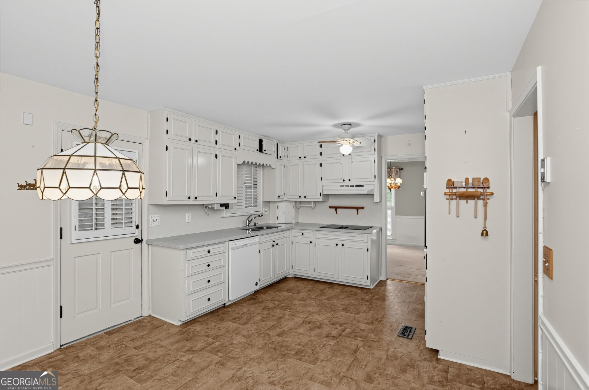 110 Jade Cove Circle Property Photo 18