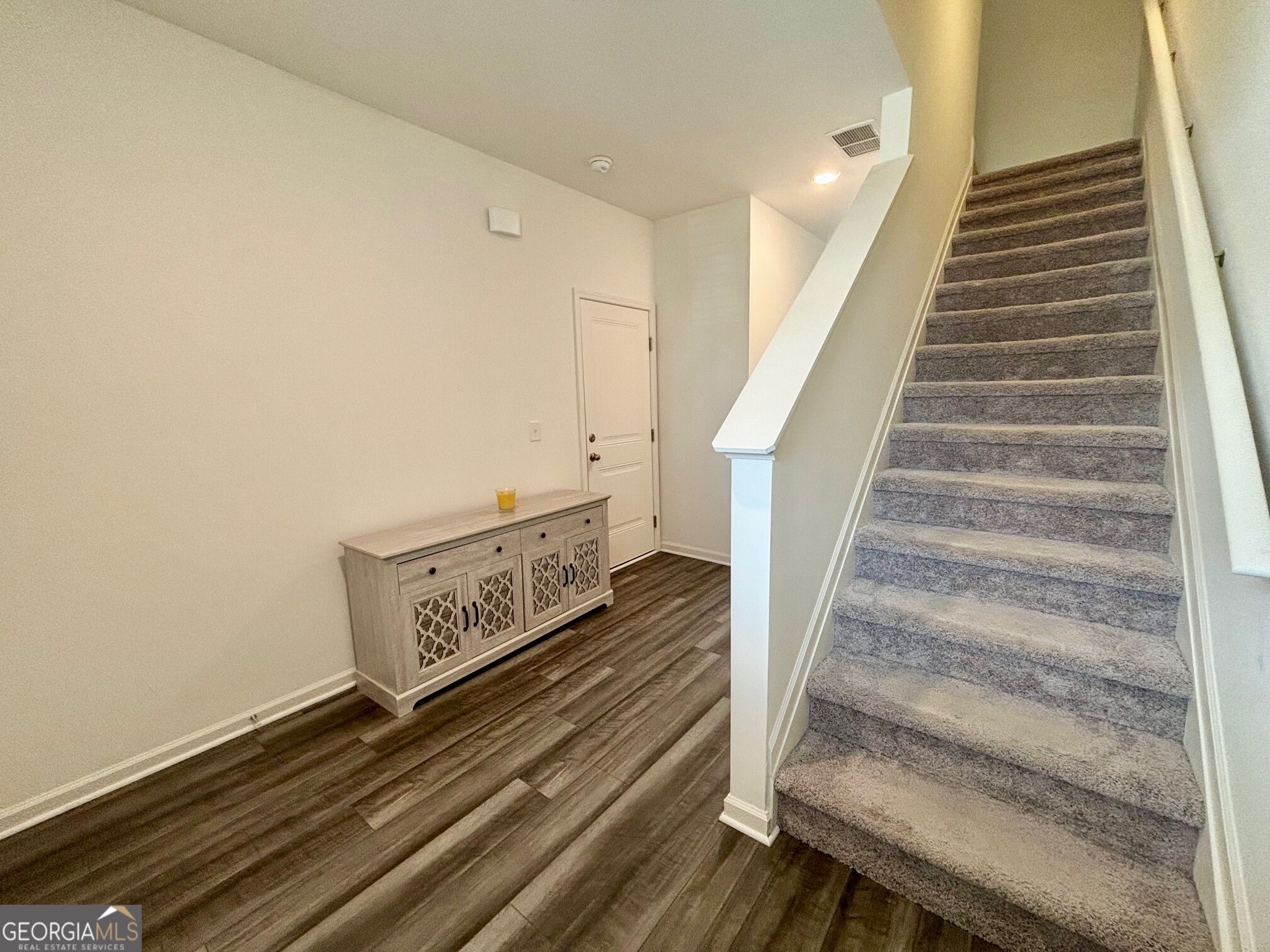 64 Thetford Way Property Photo 38