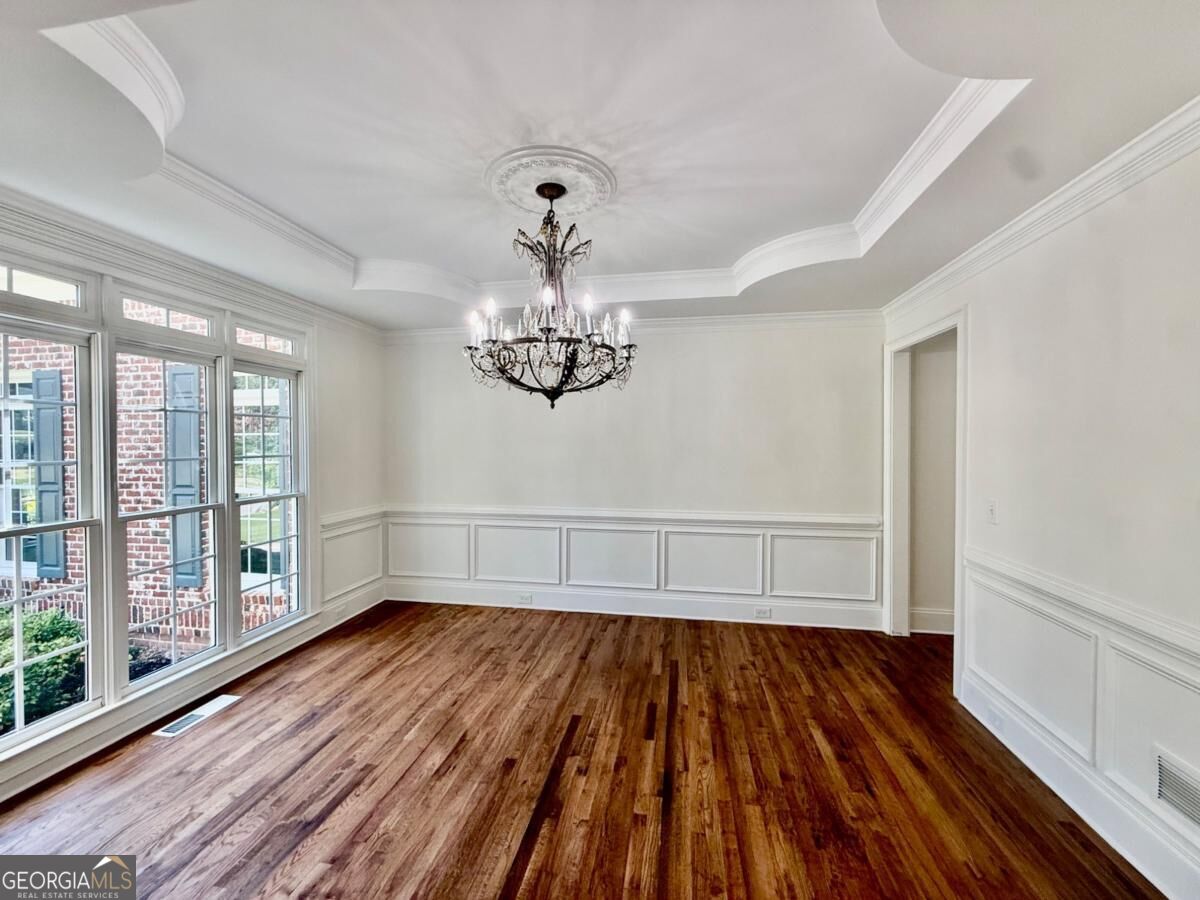 7945 Saint Marlo Fairway Drive Property Photo 11