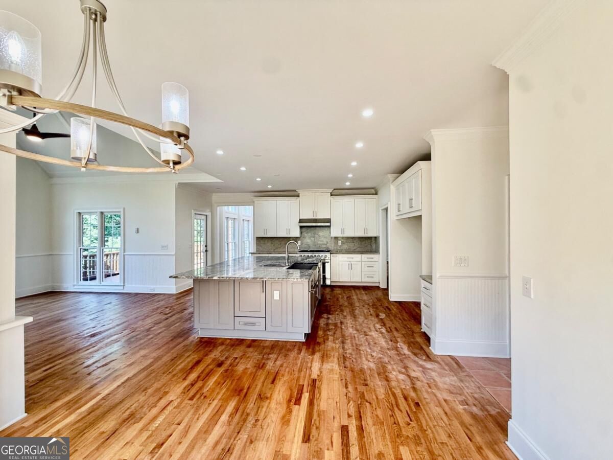 7945 Saint Marlo Fairway Drive Property Photo 18