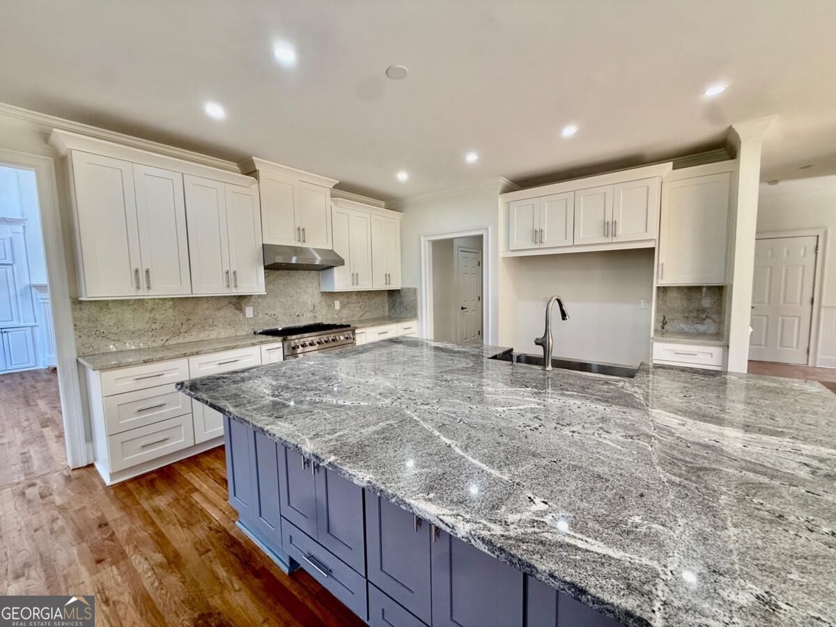 7945 Saint Marlo Fairway Drive Property Photo 19