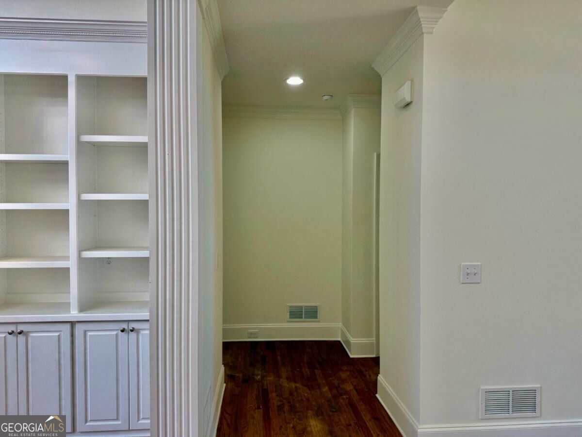 7945 Saint Marlo Fairway Drive Property Photo 28