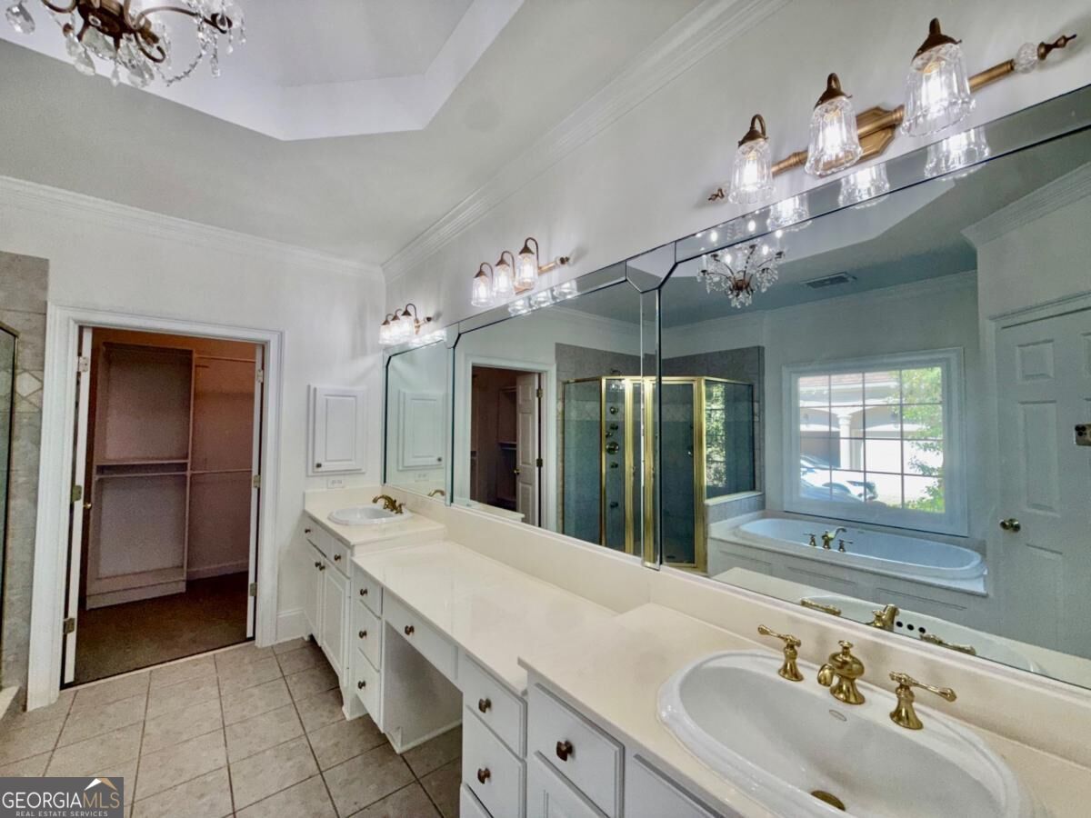 7945 Saint Marlo Fairway Drive Property Photo 40