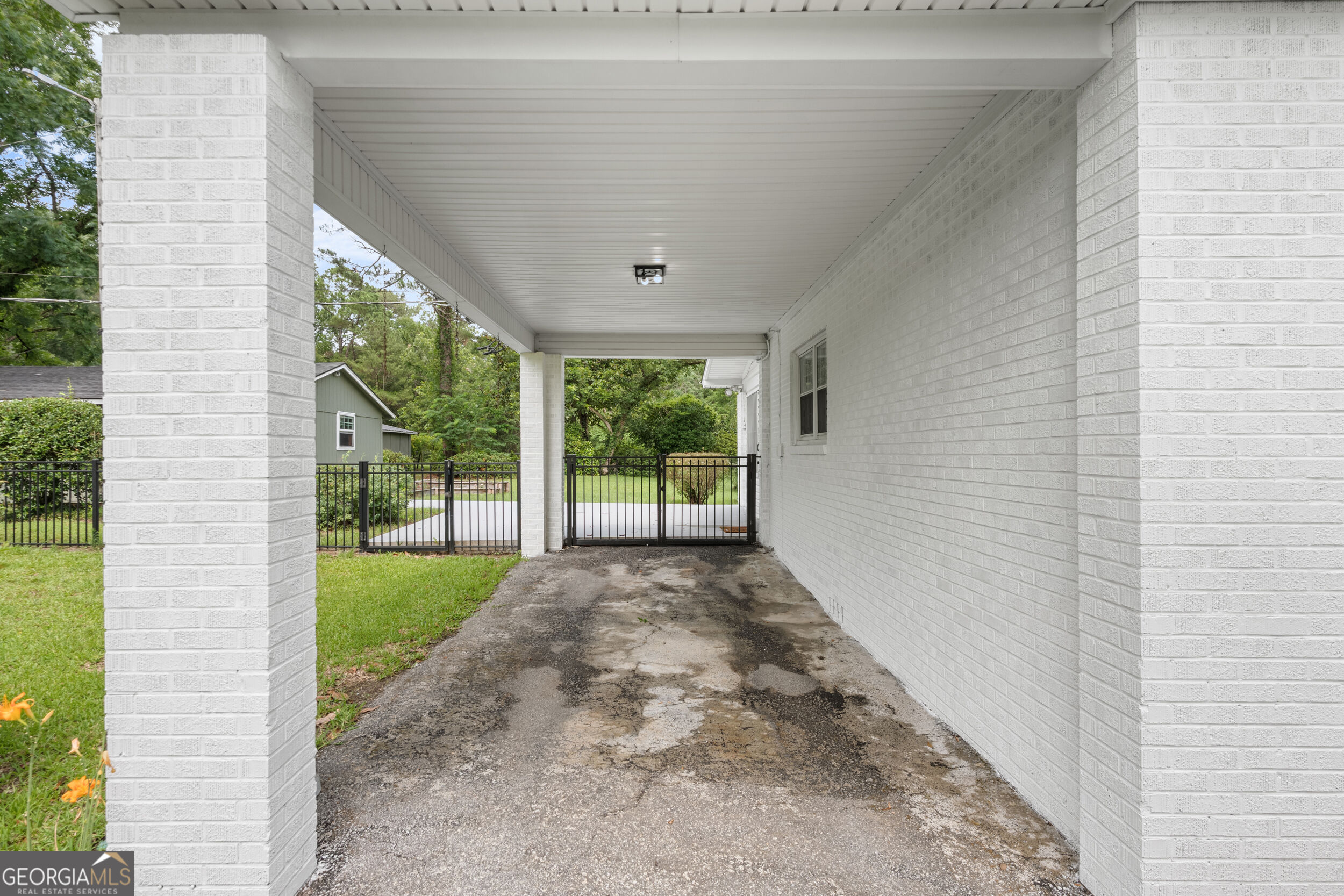 806 N Main Street Property Photo 45