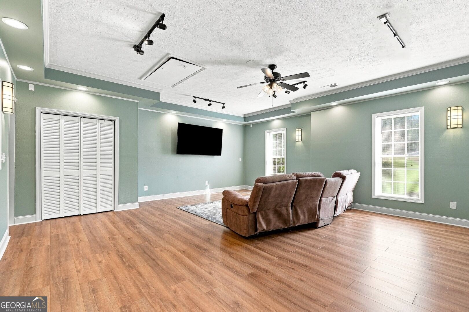 1203 Foxcreek Drive Property Photo 18