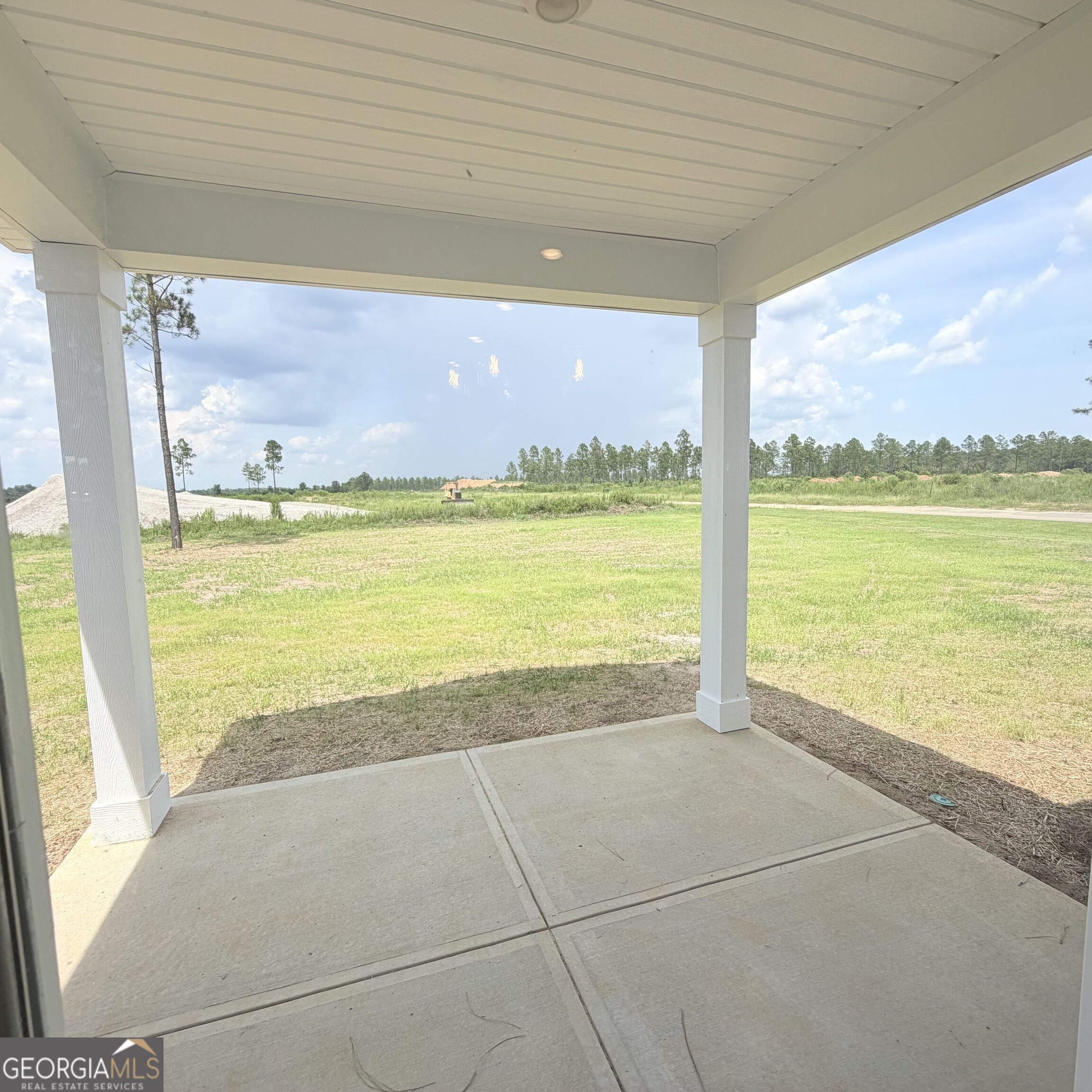 325 Livingston Bend Property Photo 8