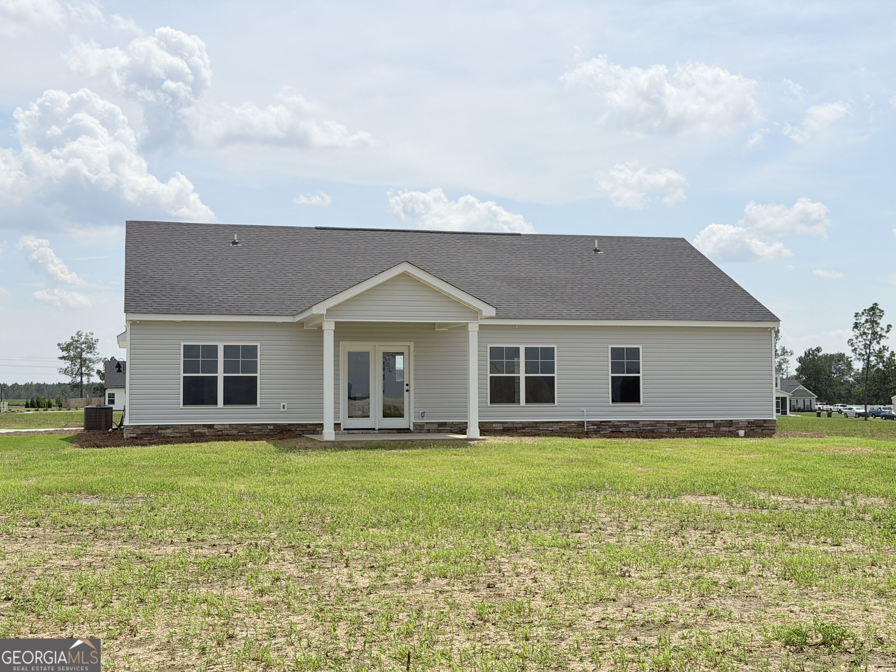 325 Livingston Bend Property Photo 9