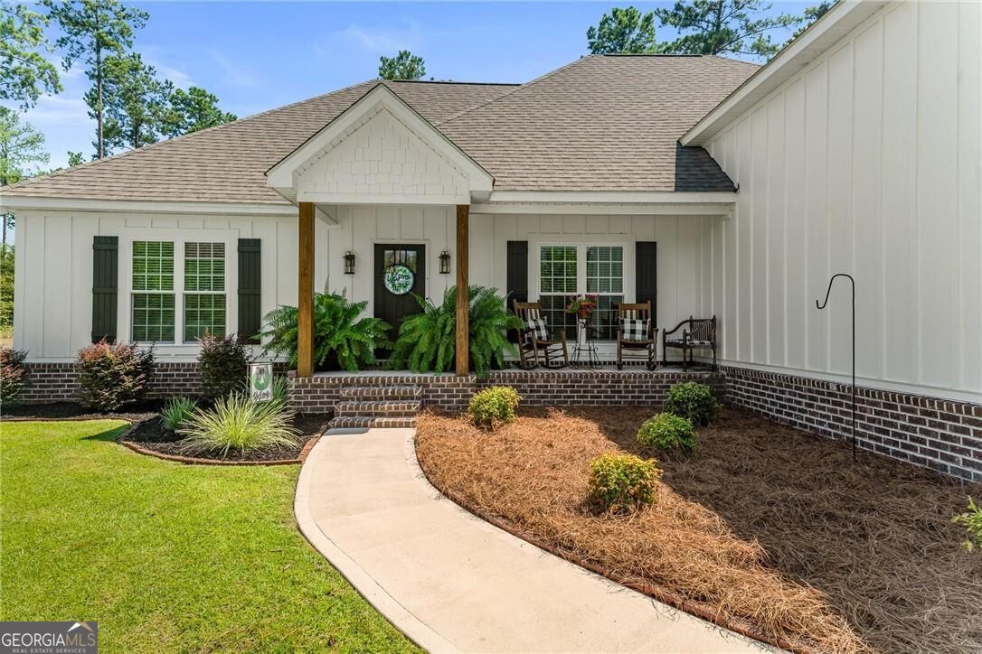 1396 Lotts Creek Road Property Photo 4