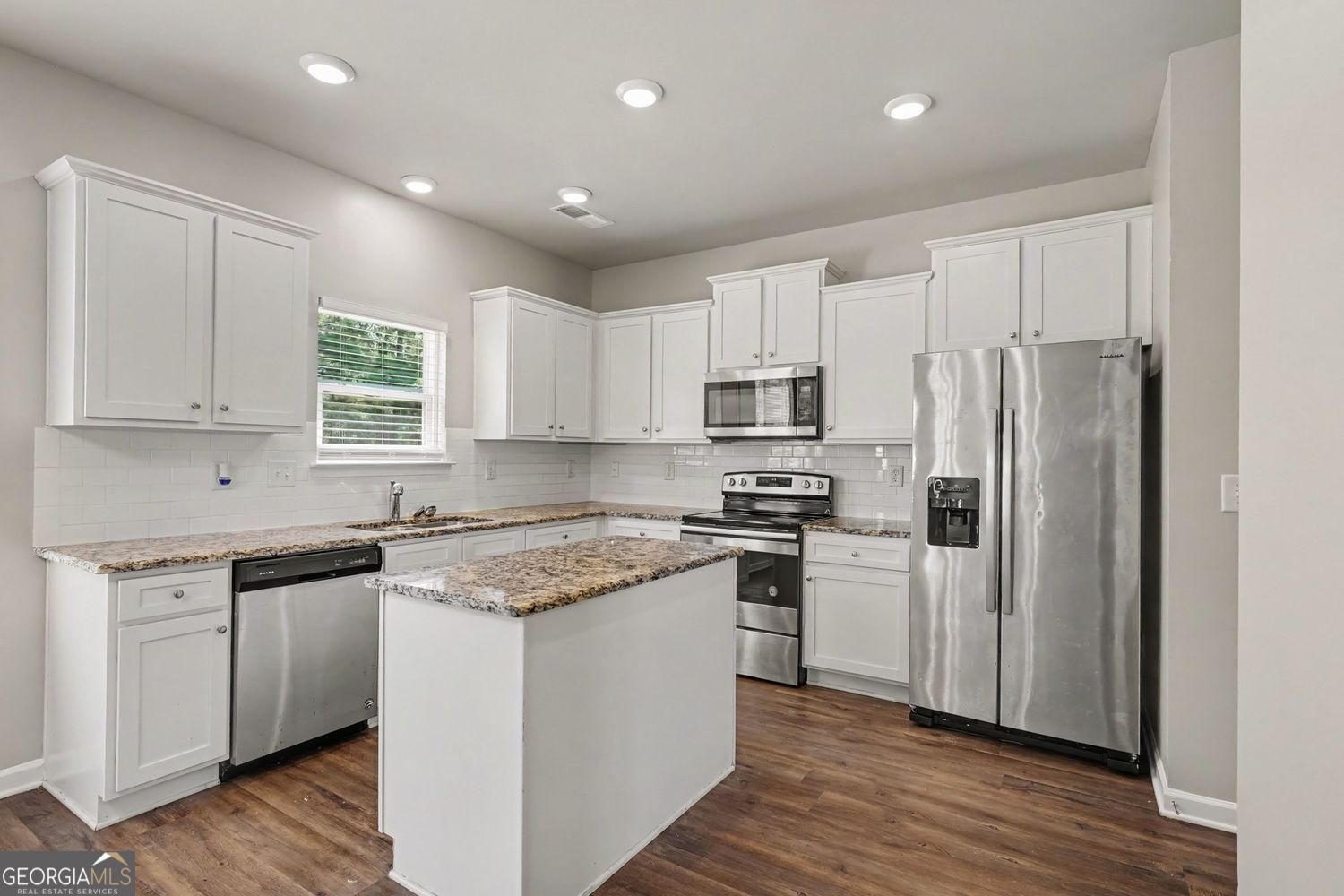 1146 E Shoreview Drive Property Photo 11
