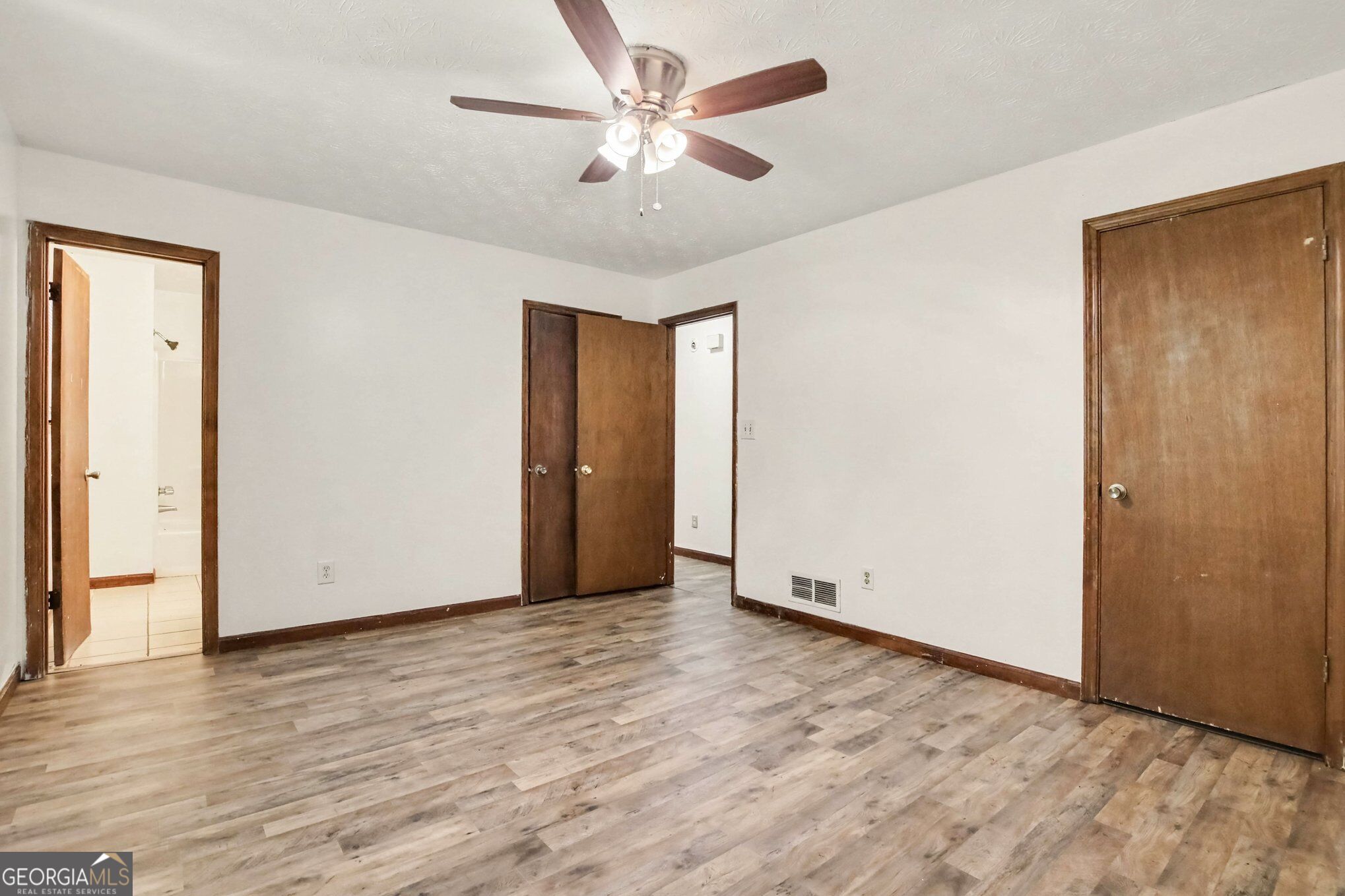 9115 Raven Drive Property Photo 13