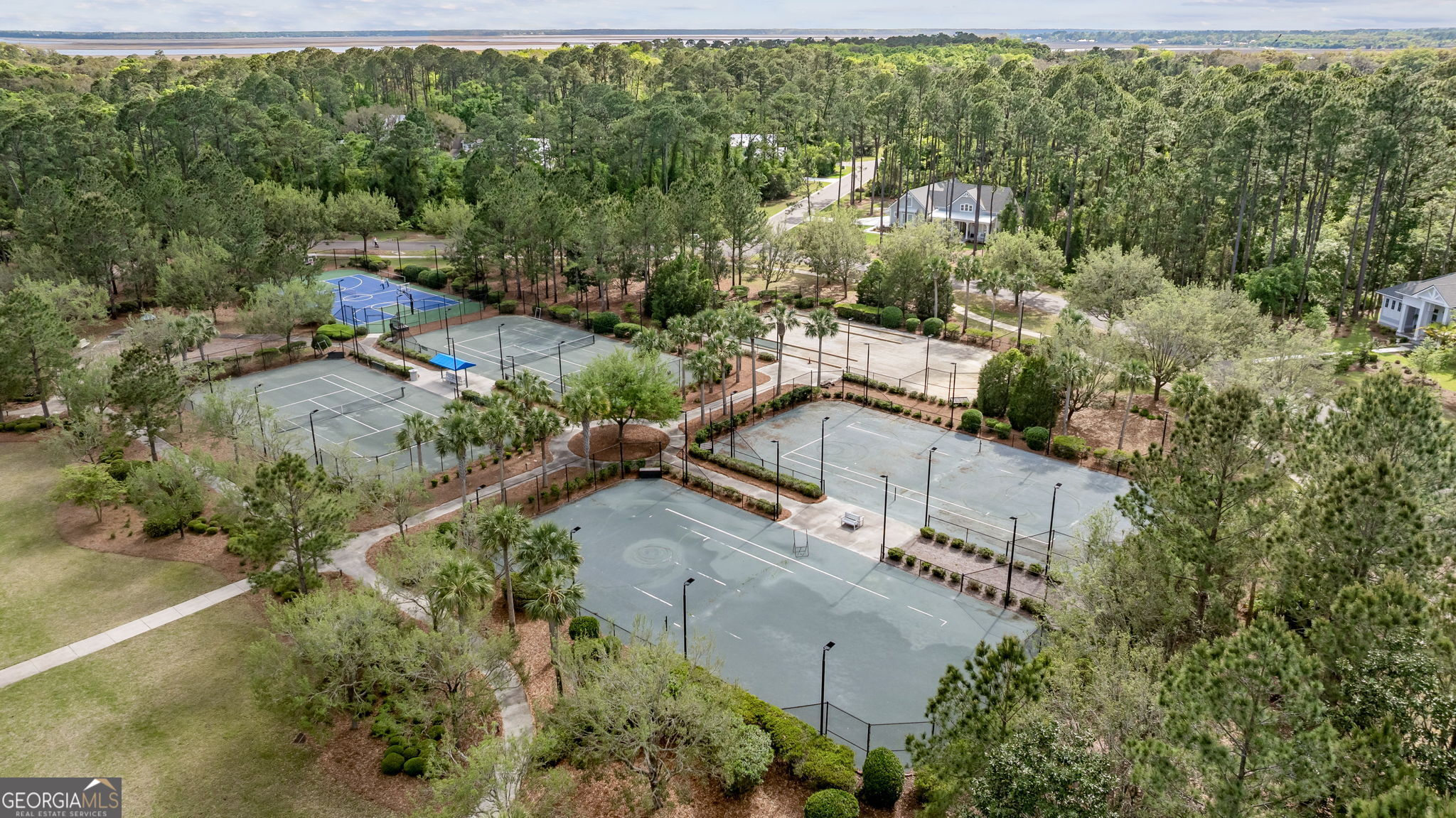 700 South Point Boulevard Property Photo 17
