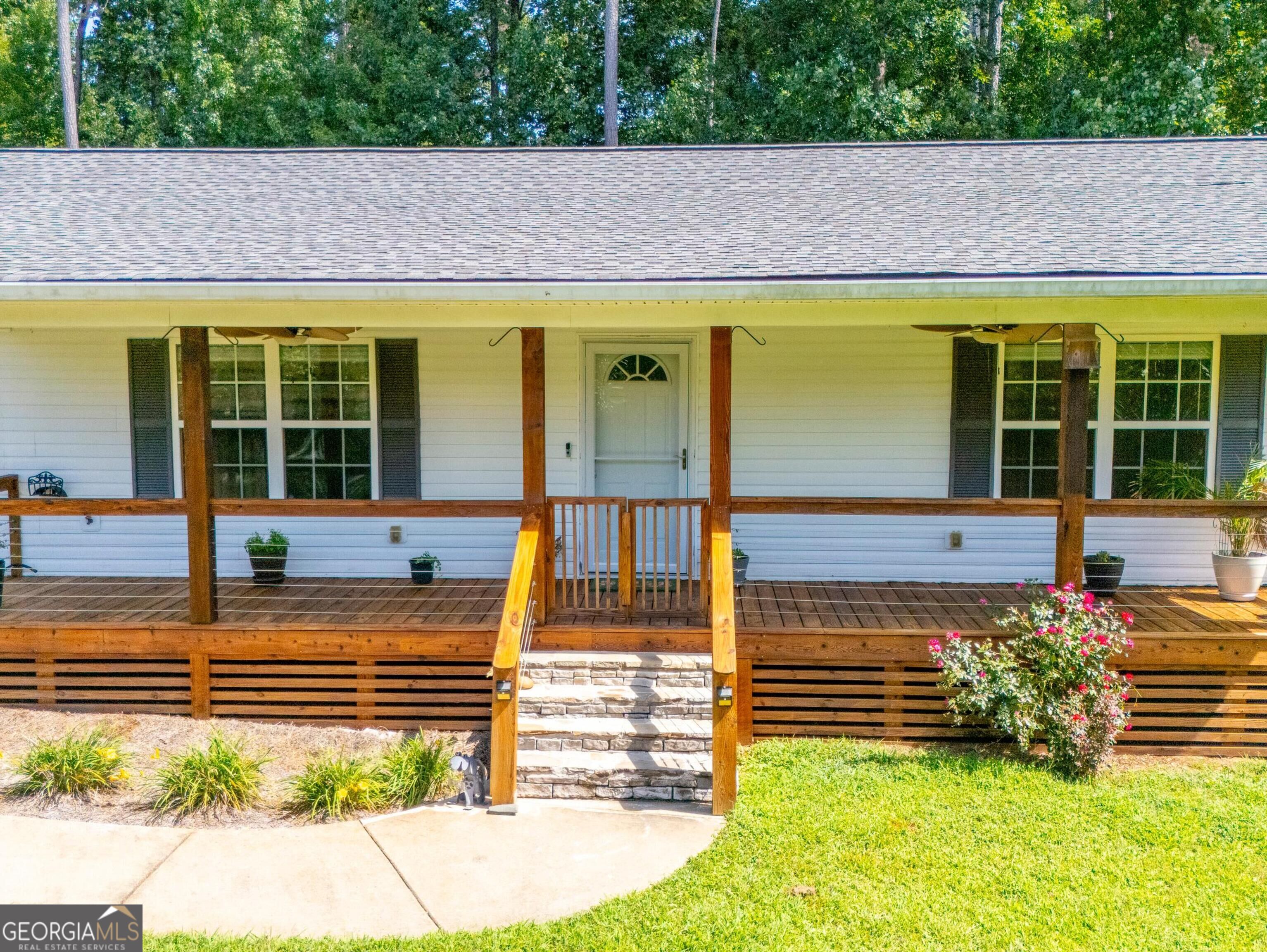 2456 Highway 53 W Property Photo 1