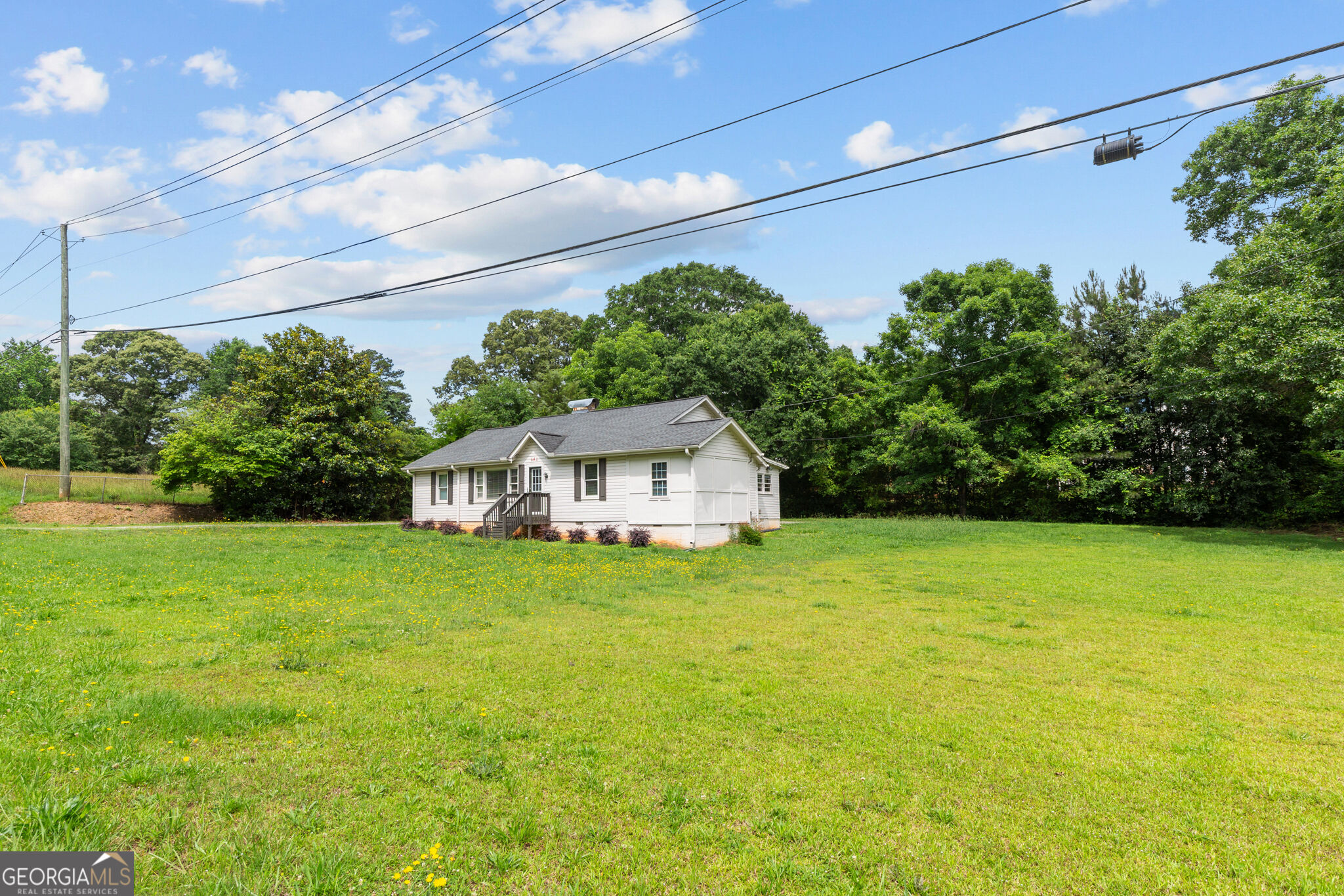 641 Highway 23 Nw Property Photo 3