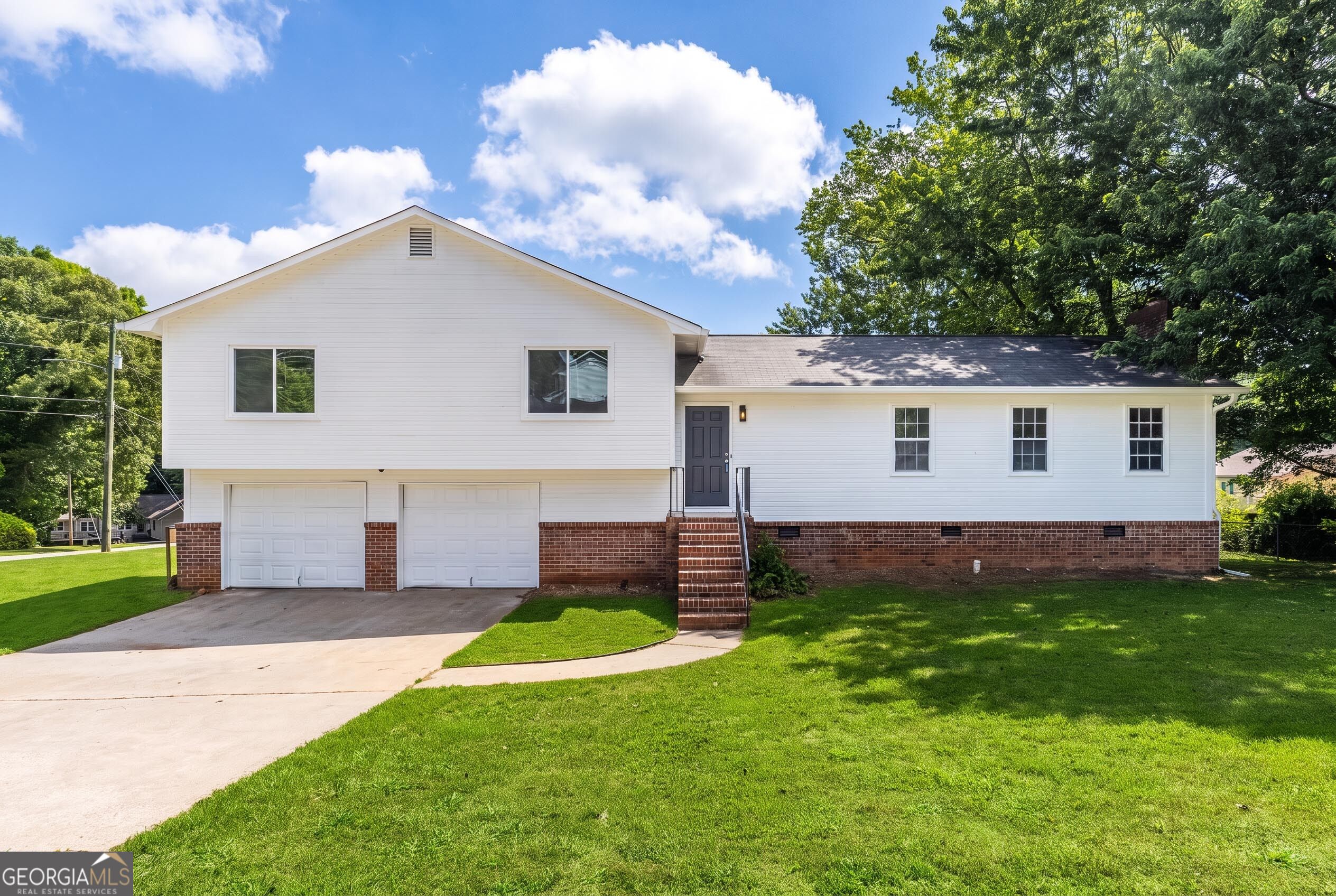 2250 Ridge Forest Drive Property Photo 1