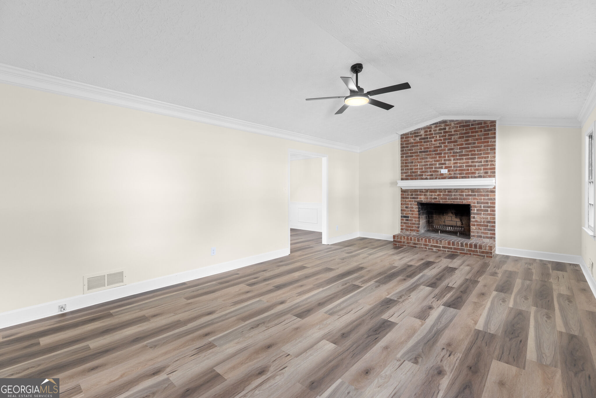 2250 Ridge Forest Drive Property Photo 9