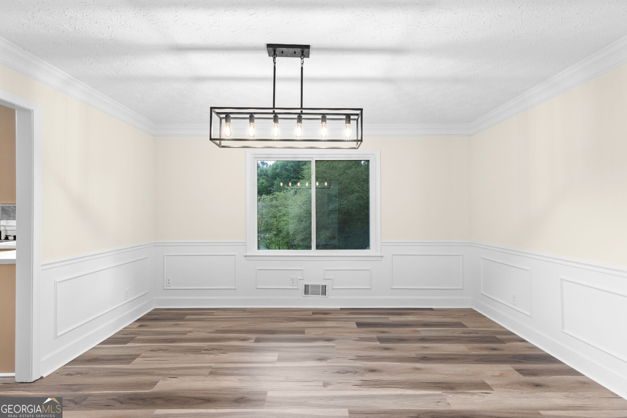 2250 Ridge Forest Drive Property Photo 13